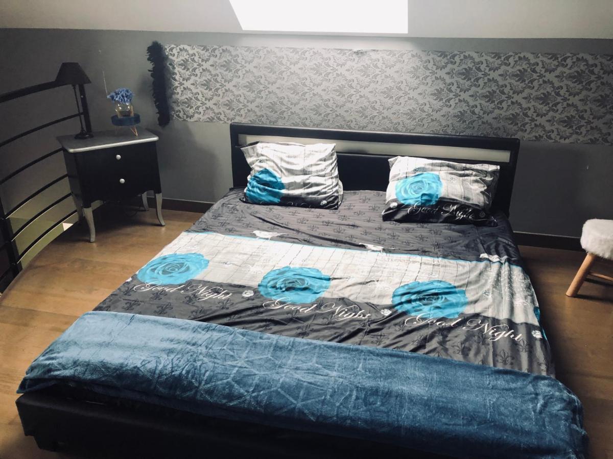 Ferienwohnung Loft D Isa Avec Wifi Netflix Gesves Exterior foto